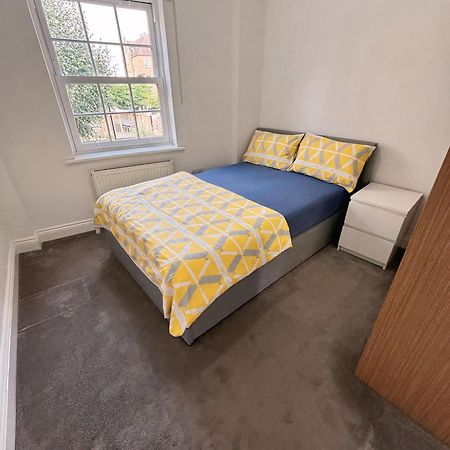 Double Bedroom In Clapham Londen Buitenkant foto
